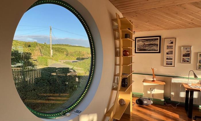 Eco Barn rose window